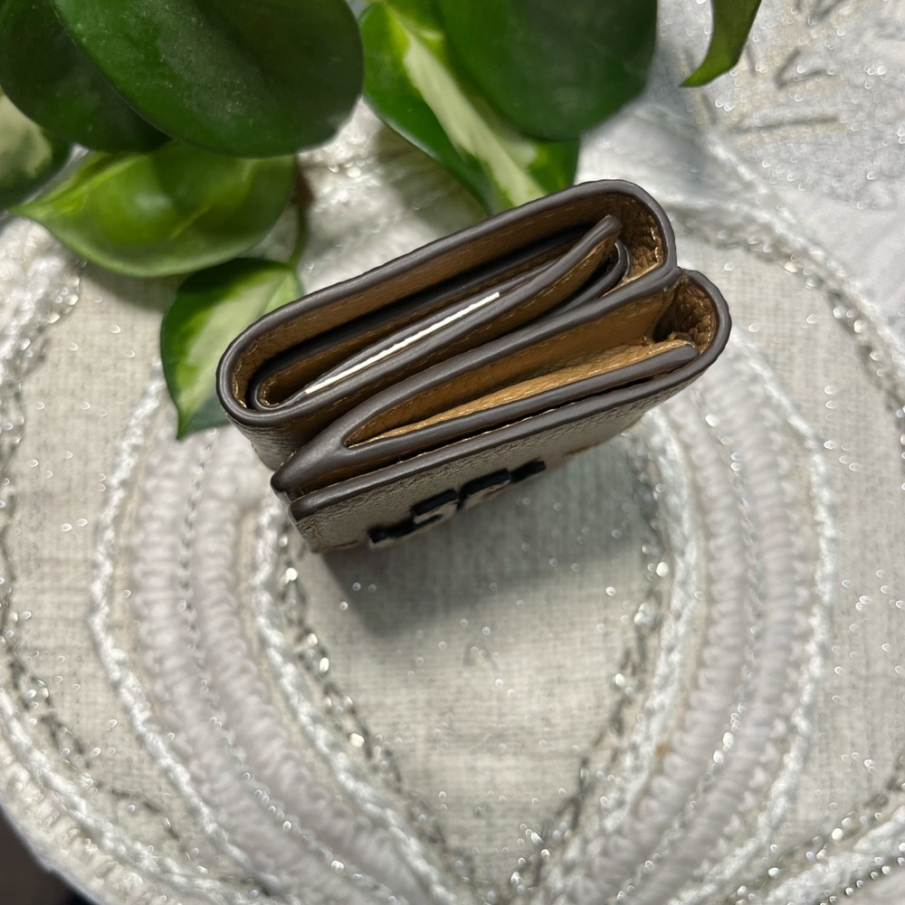 Tory Burch McGraw Mini Wallet - Picture 11 of 13